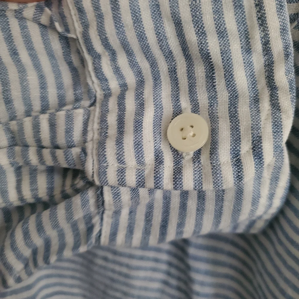 Abercrombie & Fitch 100% Linen Men's Light Blue Striped Button Down Shirt, SZ M